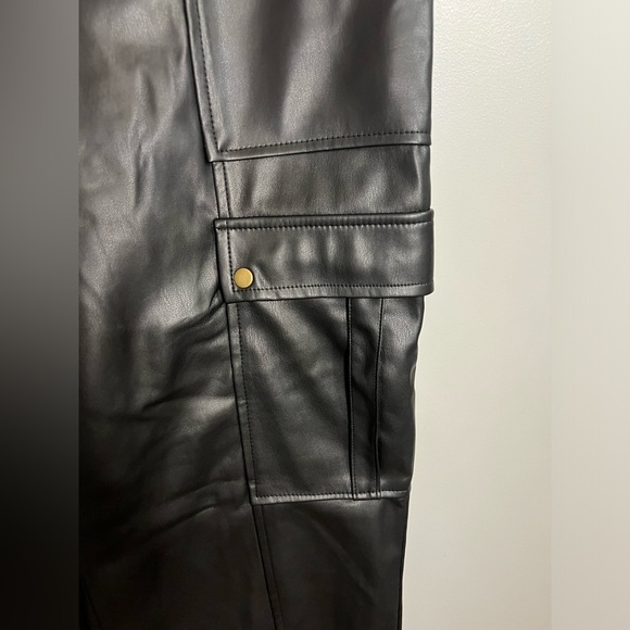 Leather cargo pants - Picture 2 of 5